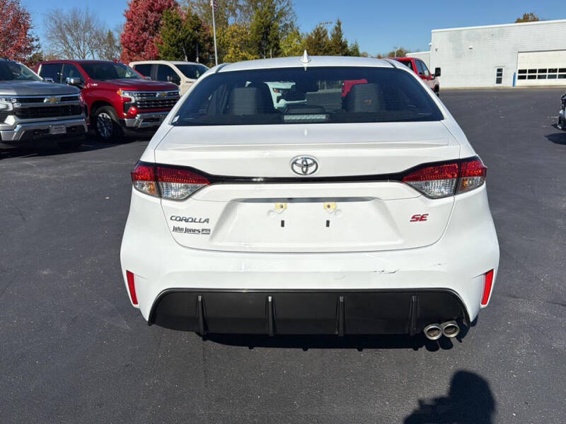 2025 Toyota Corolla SE