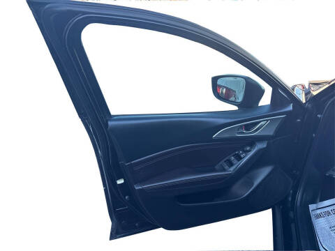 2017 Mazda MAZDA3 Touring