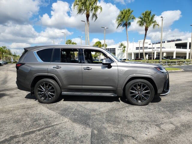 2023 Lexus LX 600 F SPORT Handling
