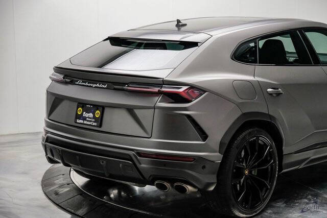 2022 Lamborghini Urus