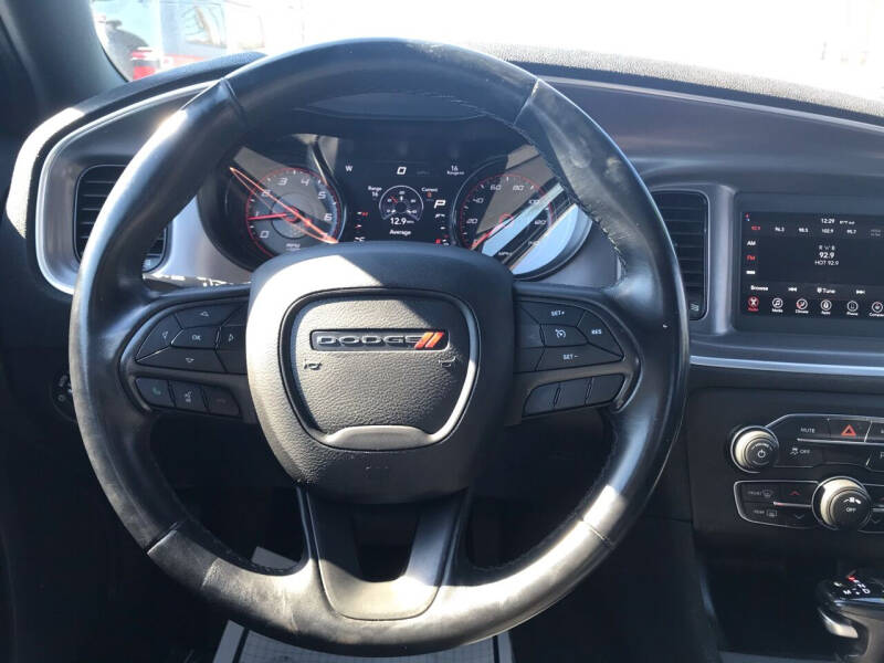 2019 Dodge Charger SXT