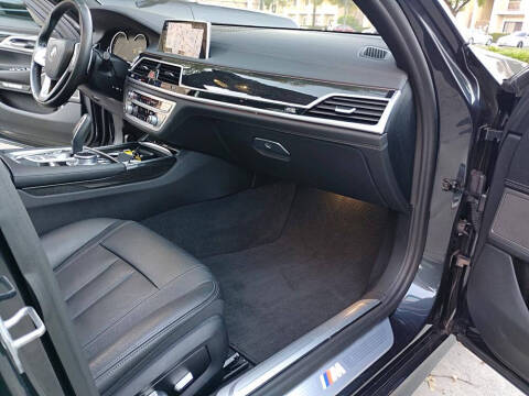 2018 BMW 7 Series 740i