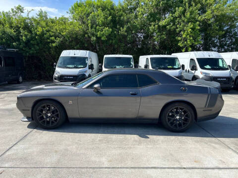 2015 Dodge Challenger R/T Scat Pack