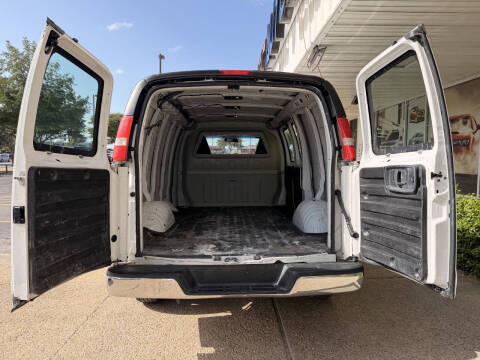 2019 Chevrolet Express 2500
