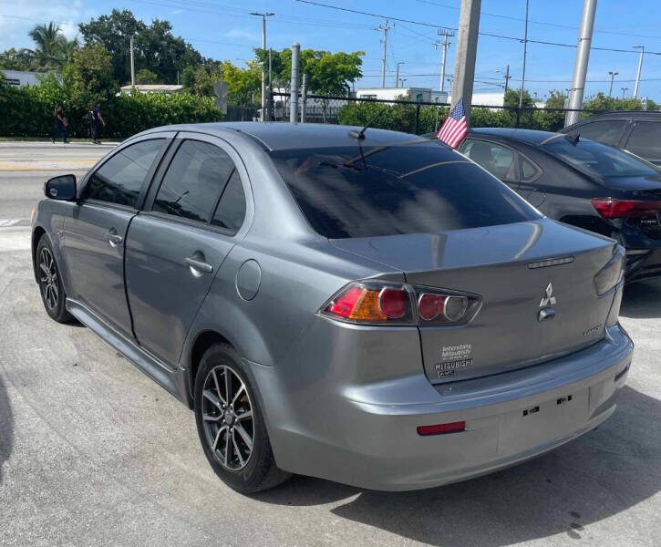 2015 Mitsubishi Lancer SE