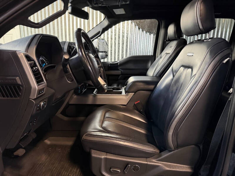 2022 Ford F-350 Super Duty Platinum