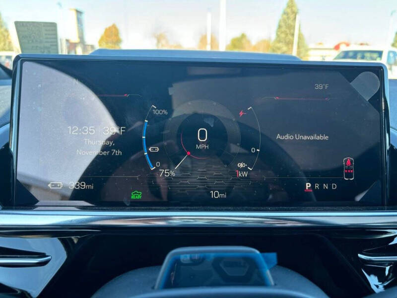 2024 GMC Sierra EV Denali Edition 1