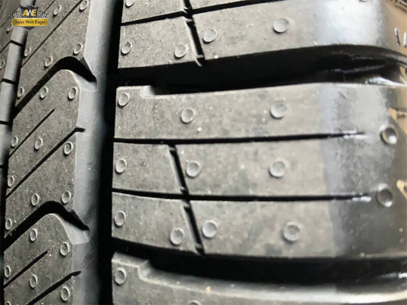 2023 BMW 3 Series 330e