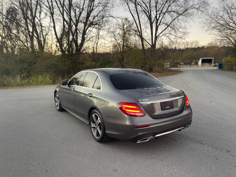 2018 Mercedes-Benz E-Class E300 photo 12