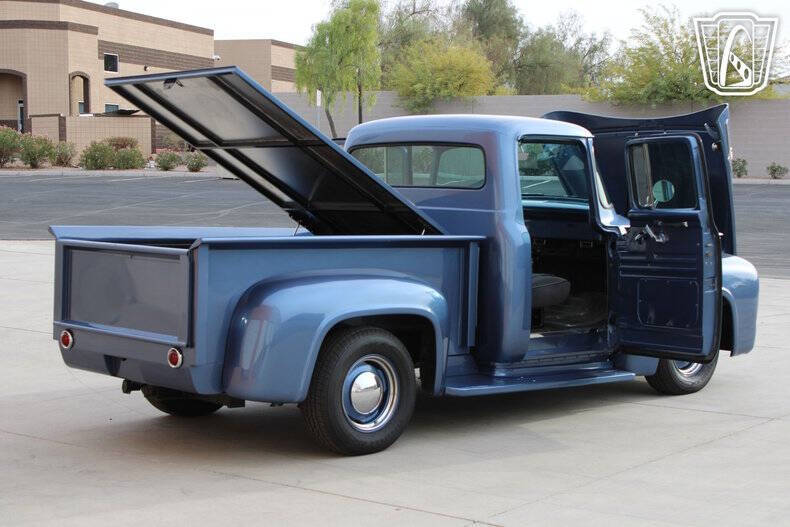 1956 Ford F-100