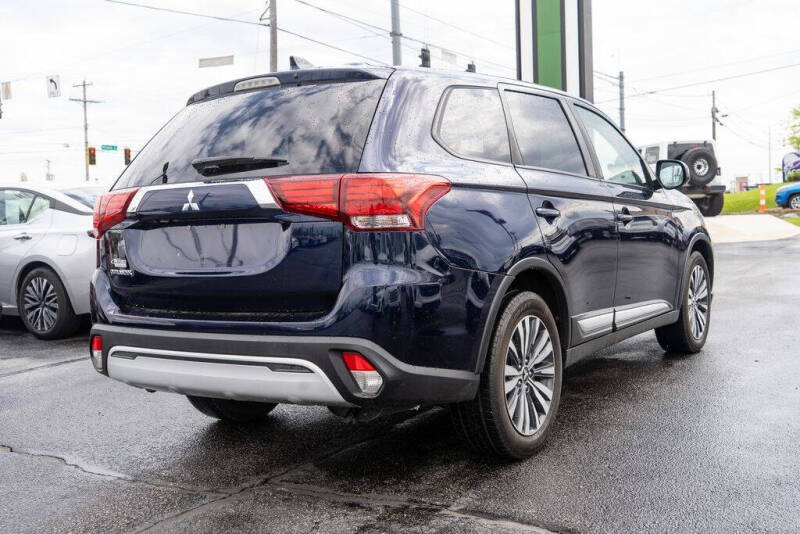 2020 Mitsubishi Outlander ES