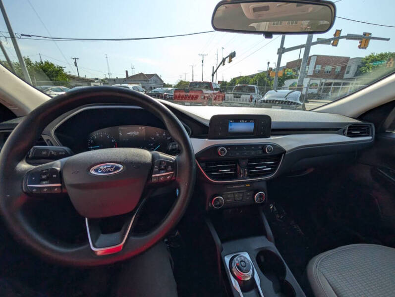 2021 Ford Escape S