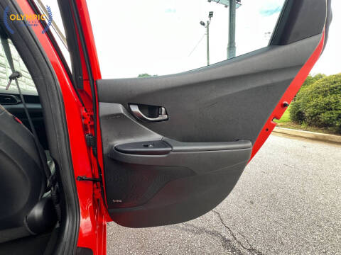 2019 Hyundai Veloster 2.0L Premium