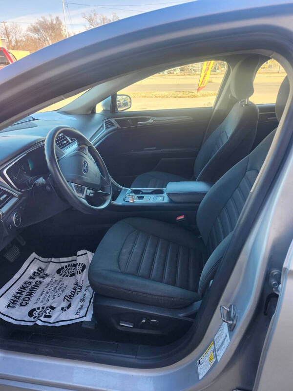 2019 Ford Fusion Hybrid SE