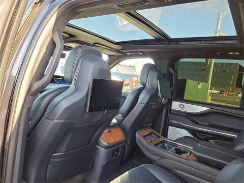 2025 Lincoln Navigator L Black Label