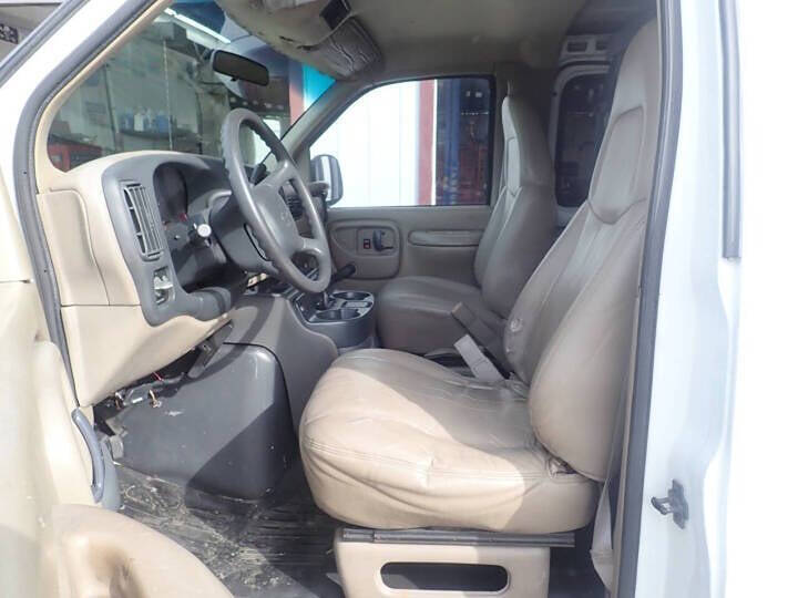 2000 Chevrolet Express G3500