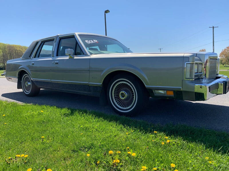 1988 Lincoln Town Car Cartier