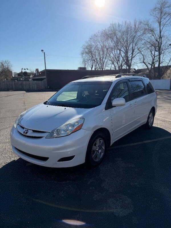 2008 Toyota Sienna XLE