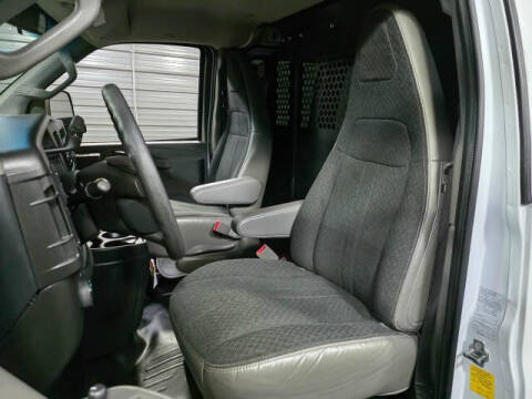 2023 GMC Savana 2500