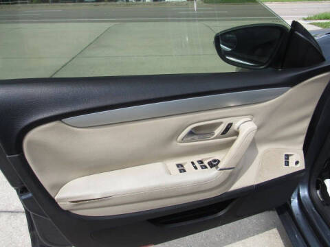 2010 Volkswagen CC Luxury