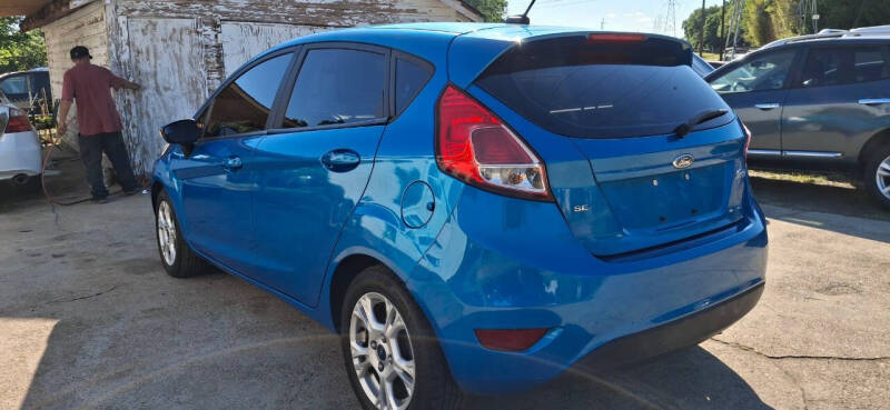2015 Ford Fiesta SE