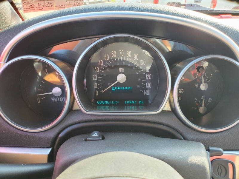 2004 Chevrolet SSR LS