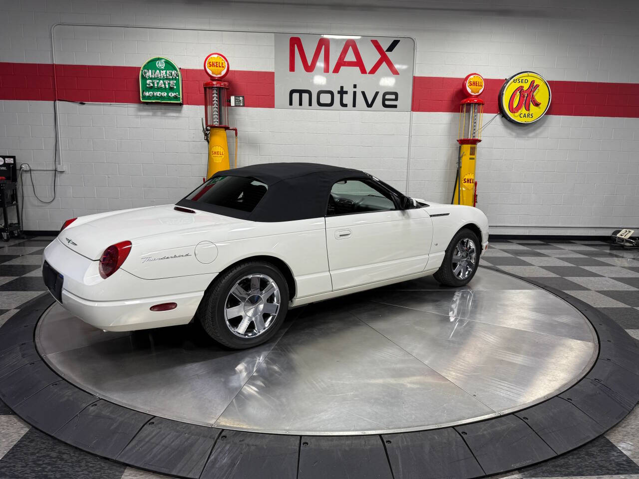 2003 Ford Thunderbird 146