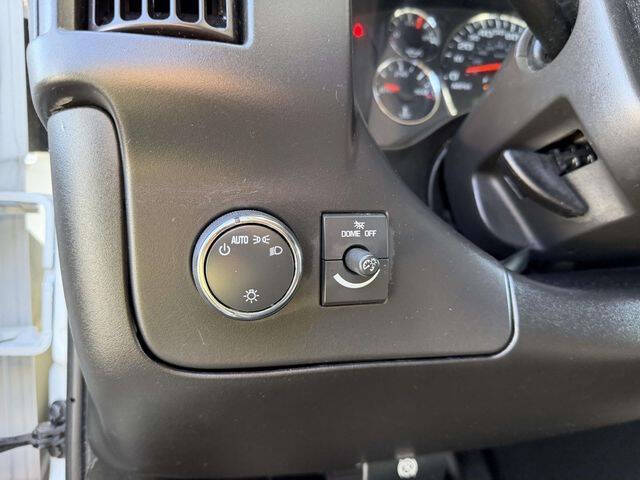 2024 Chevrolet Express 2500