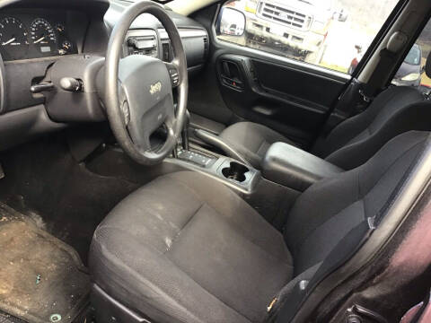 2004 Jeep Grand Cherokee Laredo