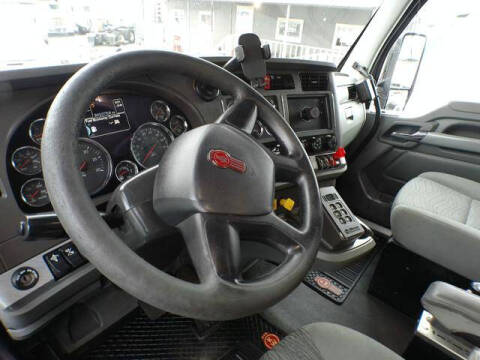 2019 Kenworth T880