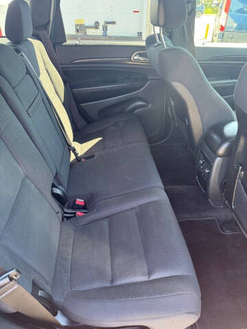 2017 Jeep Grand Cherokee Laredo E