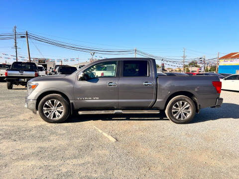 2019 Nissan Titan Platinum Reserve