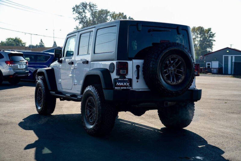 2012 Jeep Wrangler Unlimited Sport