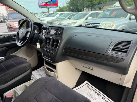 2013 Dodge Grand Caravan SE