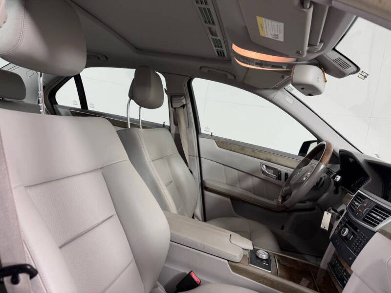 2010 Mercedes-Benz E-Class