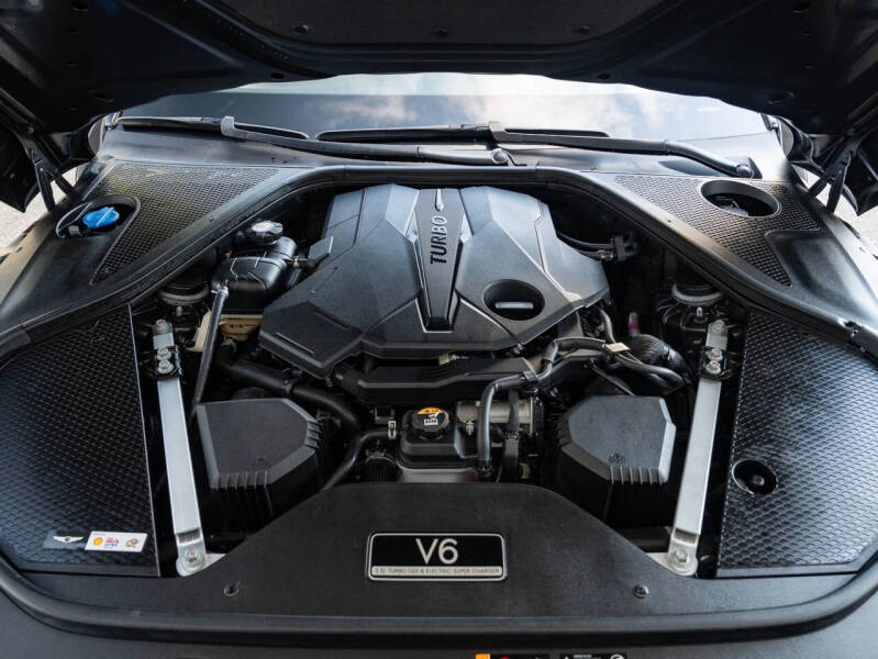 2023 Genesis G90 3.5T e-Supercharger