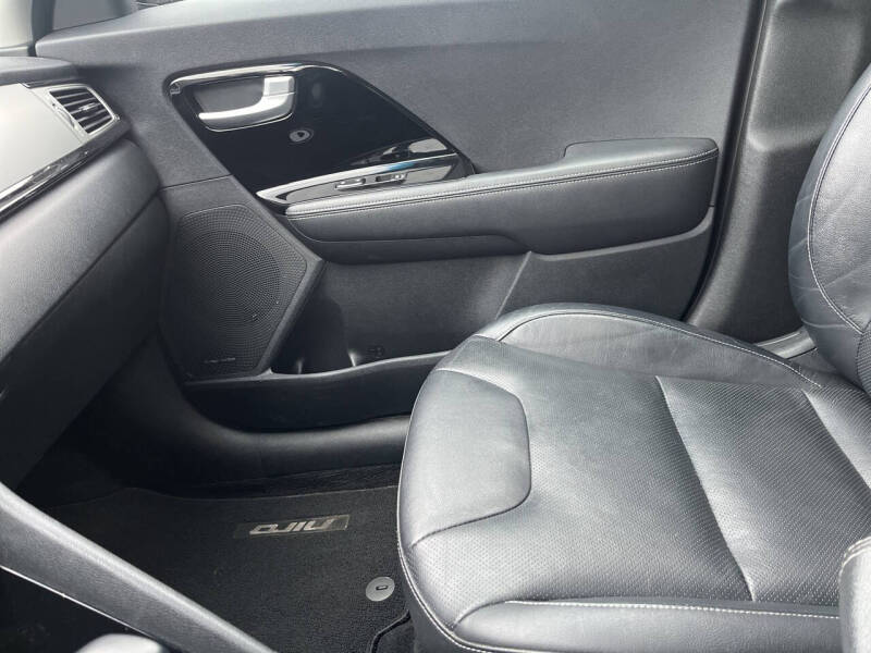 2018 Kia Niro Touring