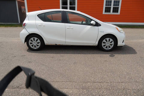 2013 Toyota Prius c Two