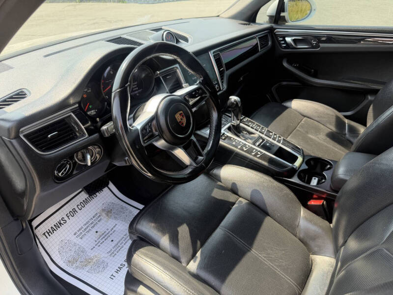2018 Porsche Macan