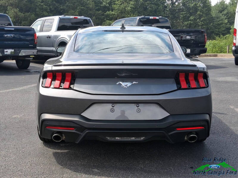 2024 Ford Mustang EcoBoost Premium