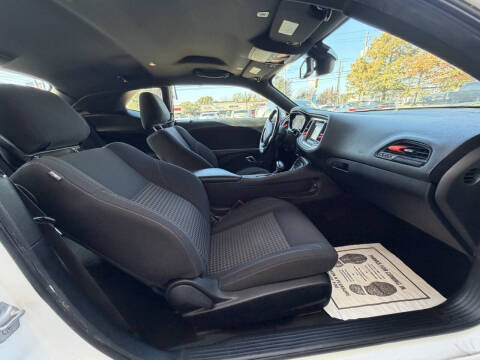 2020 Dodge Challenger SXT