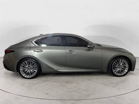 2023 Lexus IS 300