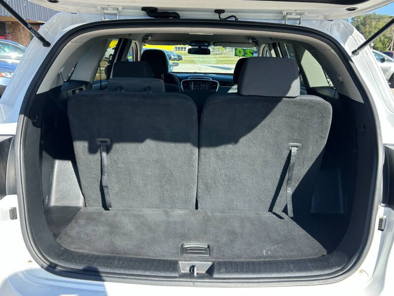 2020 Kia Sorento LX V6