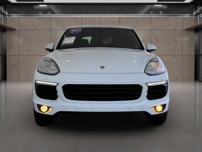 2017 Porsche Cayenne Platinum Edition
