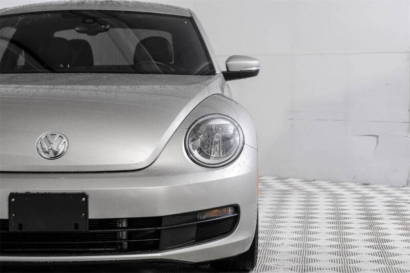 2016 Volkswagen Beetle 1.8T SE