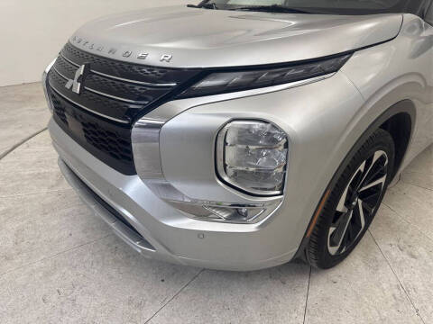 2023 Mitsubishi Outlander SEL