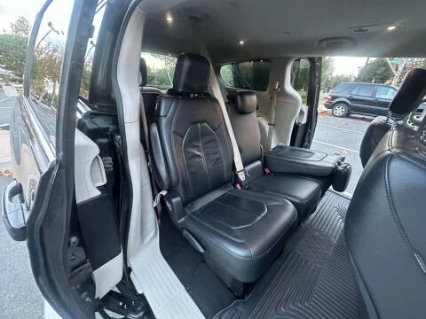 2017 Chrysler Pacifica