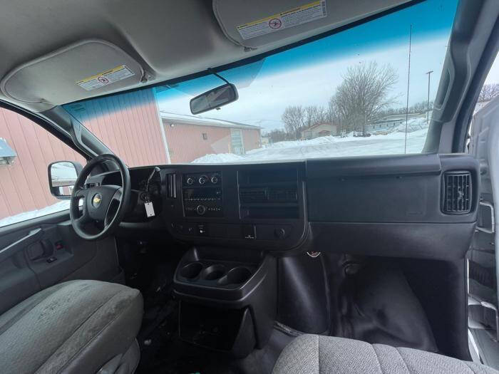 2017 Chevrolet Express 2500