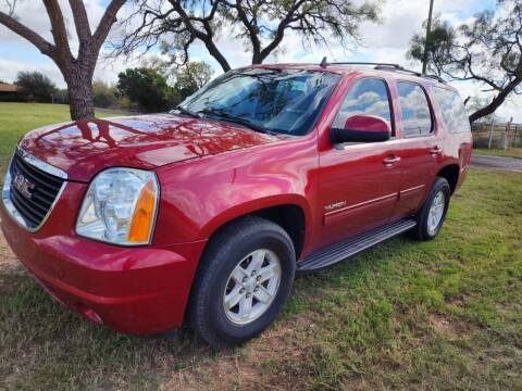 2013 GMC Yukon for sale at CLASSIC MOTOR SPORTS in Winters TX