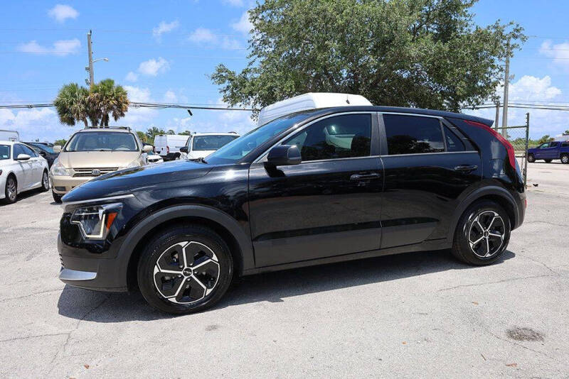 2024 Kia Niro LX